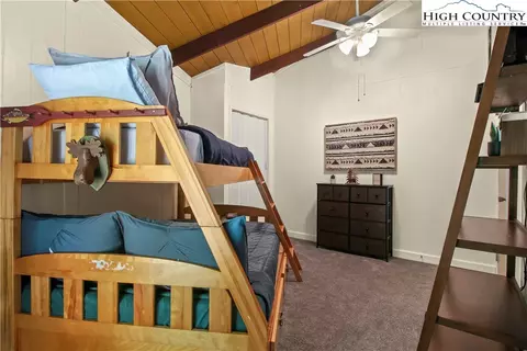 Bedroom - 103 Hornbeam Rd #1 A, Beech Mountain, NC 28604 photo 2 of 6