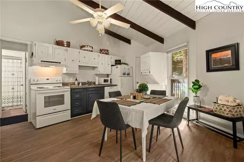Dining - 103 Hornbeam Rd #1 A, Beech Mountain, NC 28604 photo 2 of 5