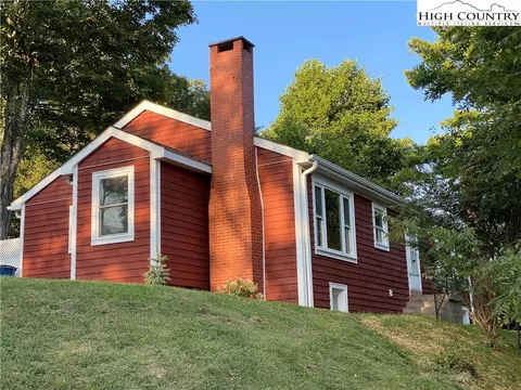 551 Grand Blvd, Boone, NC 28607