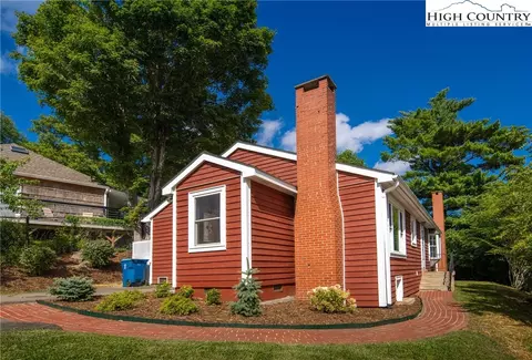 551 Grand Blvd, Boone, NC 28607 photo 2
