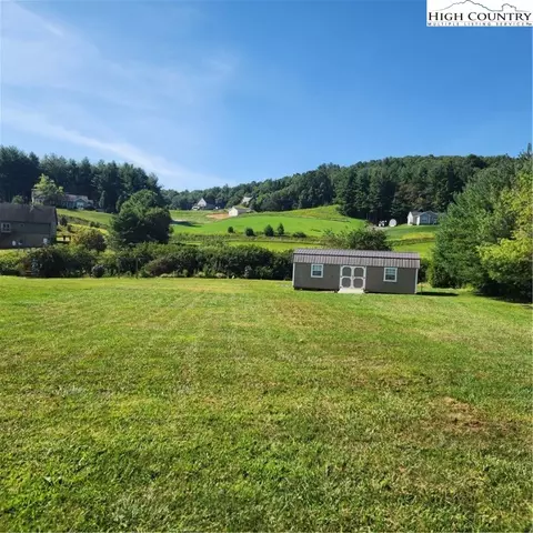 013 Church Meadows Ct, Fleetwood, NC 28626