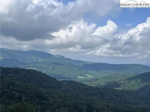 164 Skyleaf Dr #803  B, Sugar Mountain, NC 28604