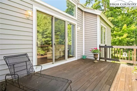 352 Wren Way, Banner Elk, NC 28604 photo 25
