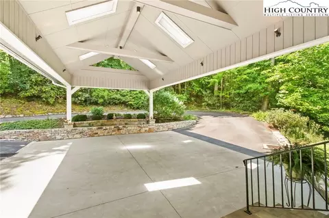 352 Wren Way, Banner Elk, NC 28604 photo 7