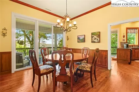 352 Wren Way, Banner Elk, NC 28604 photo 18