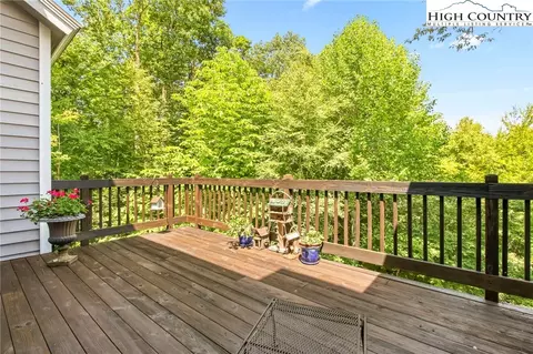 352 Wren Way, Banner Elk, NC 28604 photo 47