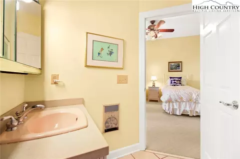 352 Wren Way, Banner Elk, NC 28604 photo 34