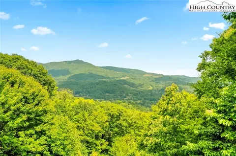 352 Wren Way, Banner Elk, NC 28604 photo 5