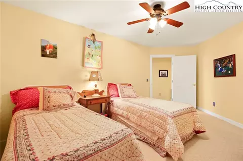352 Wren Way, Banner Elk, NC 28604 photo 38