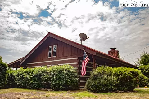 394 Red Bird Rd, Spruce Pine, NC 28777