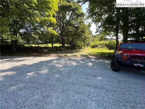 Undisclosed, Boone, NC 28607 photo 36
