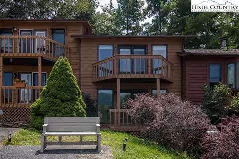 242 Elk Hill Dr #3, Banner Elk, NC 28604