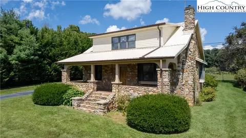 1766 N Us Highway 21, Sparta, NC 28675