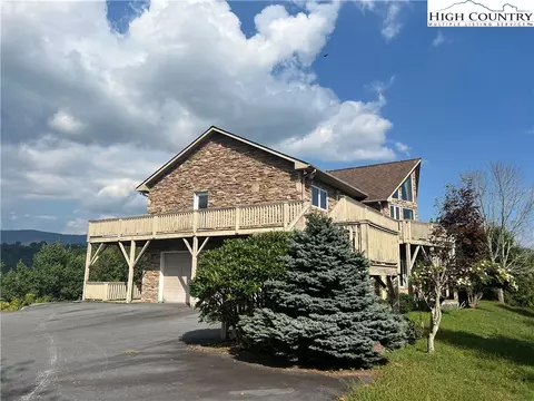 220 Sunrise Rdg, Vilas, NC 28692