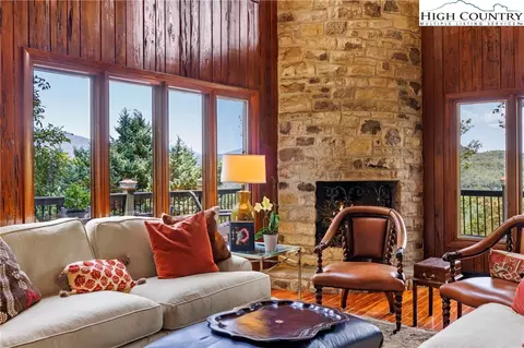 500 E Circle Dr, Boone, NC 28607 photo 8