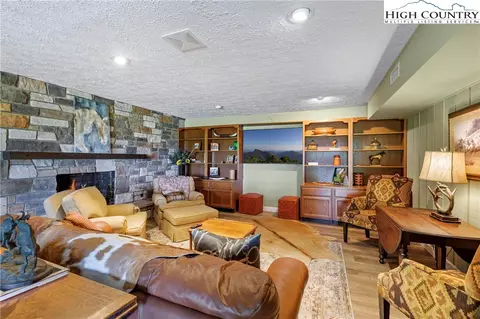 500 E Circle Dr, Boone, NC 28607 photo 36