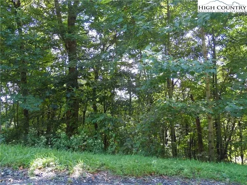 15 Great Sky Dr, Todd, NC 28684