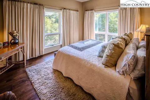 Bedroom - 1992 Hickory, Boone, NC 28607 photo 5 of 7