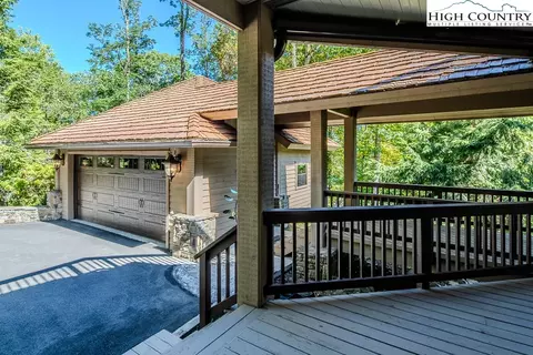 Exterior - 1992 Hickory, Boone, NC 28607 photo 7 of 10