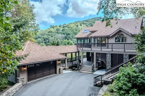 1992 Hickory, Boone, NC 28607