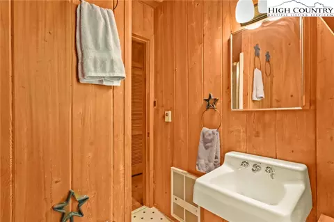 429 Cherry, Boone, NC 28607 photo 37