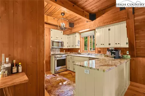 429 Cherry, Boone, NC 28607 photo 10