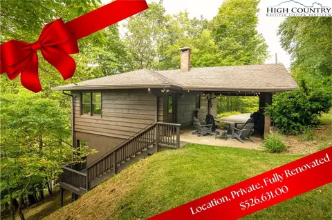 130 Rock View Dr, Blowing Rock, NC 28605