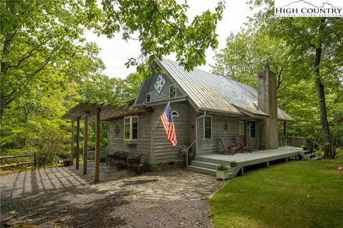 1725 Fall Creek Rd, Purlear, NC 28665