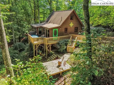 213 Skyline Rd, West Jefferson, NC 28694