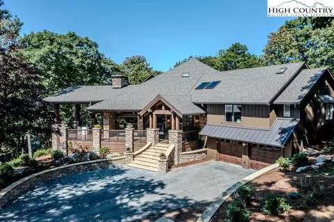 804 Crest Trl, Linville, NC 28646