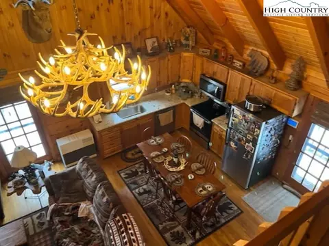 596 Joe Shoemaker Rd, Vilas, NC 28692 photo 10