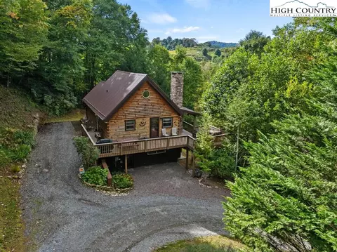596 Joe Shoemaker Rd, Vilas, NC 28692