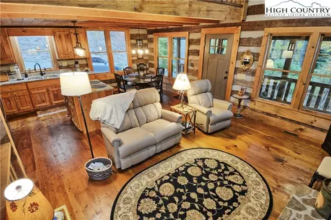 1332 Tomahawk Dr, Todd, NC 28684 photo 11