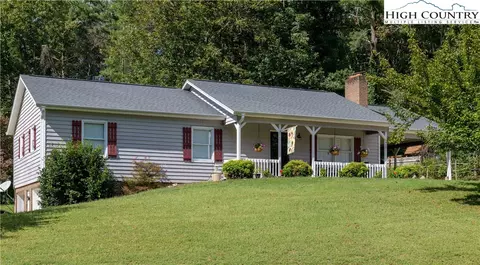 3750 Rain Valley Rd, Hudson, NC 28638