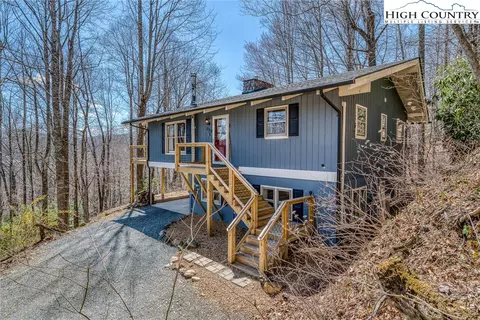 170 Grandfather View St, Banner Elk, NC 28604