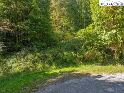 tbd Rocky Knob Trl, Sugar Grove, NC 28679