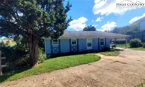 319 Mcconnell St, Jefferson, NC 28640