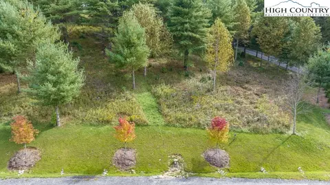 1 Summit View Pkwy, Spruce Pine, NC 28777