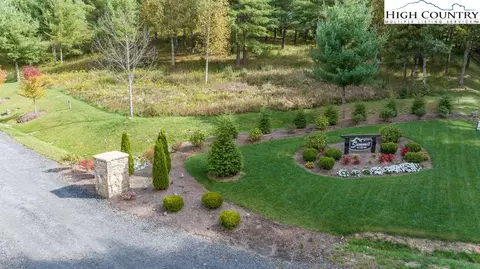 1 Summit View Pkwy, Spruce Pine, NC 28777 photo 7