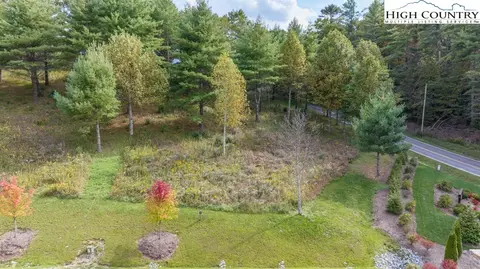 1 Summit View Pkwy, Spruce Pine, NC 28777 photo 4