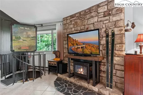 165 Fox Run At Sugar Mountain Rd, Sugar Mountain, NC 28604 photo 6