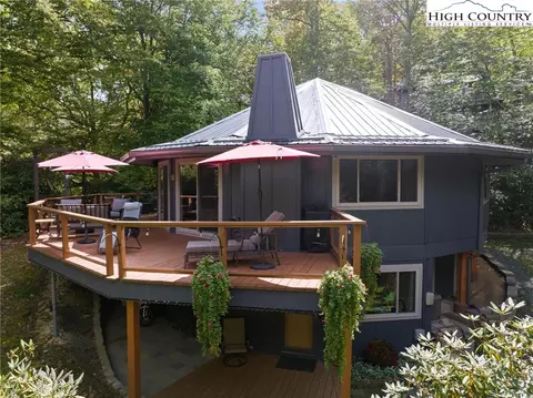165 Fox Run At Sugar Mountain Rd, Sugar Mountain, NC 28604 photo 2