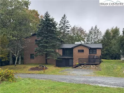 4109 Andy Hicks Rd, Banner Elk, NC 28604