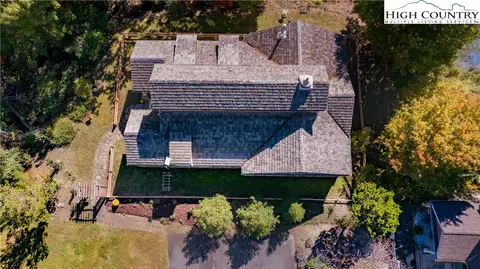 195 The Courtyard, Boone, NC 28607 photo 14