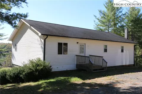 647 Will Vannoy Rd, West Jefferson, NC 28694