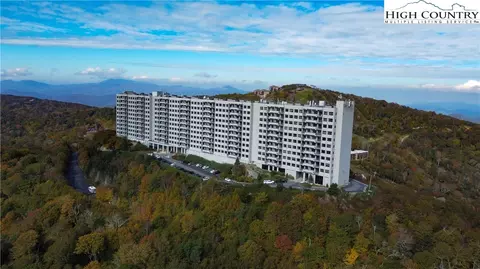 303 Sugar Top Dr #2520, Sugar Mountain, NC 28604