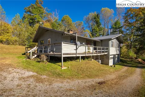 600 Hattie Hill Rd, Vilas, NC 28692