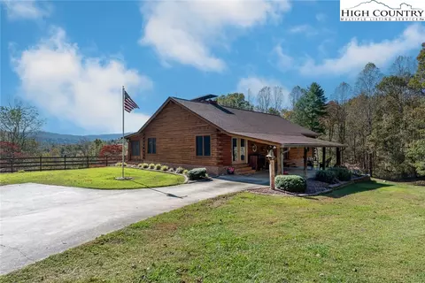 2897 Blue Creek Rd, Lenoir, NC 28645