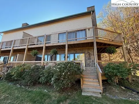 188 Hanging Rock Villas #611, Seven Devils, NC 28604