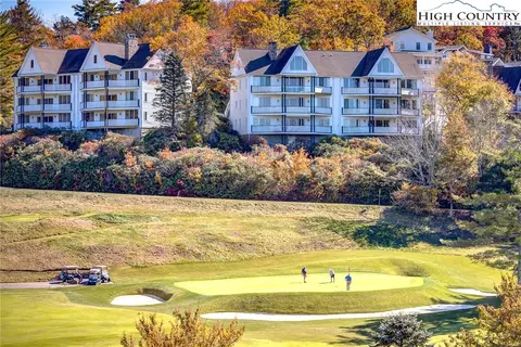 150 Village Dr #B1, Blowing Rock, NC 28605